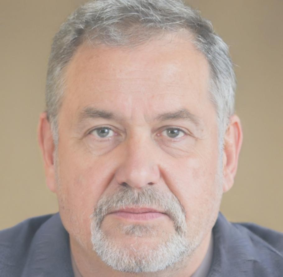Esteban Quiroga, Director de Análisis Financiero